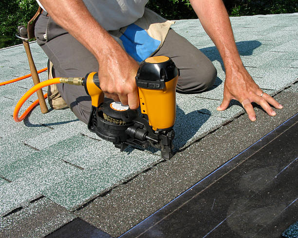 Quick and Trustworthy Emergency Roof Repair Services in Village Green Green Ridge, PA